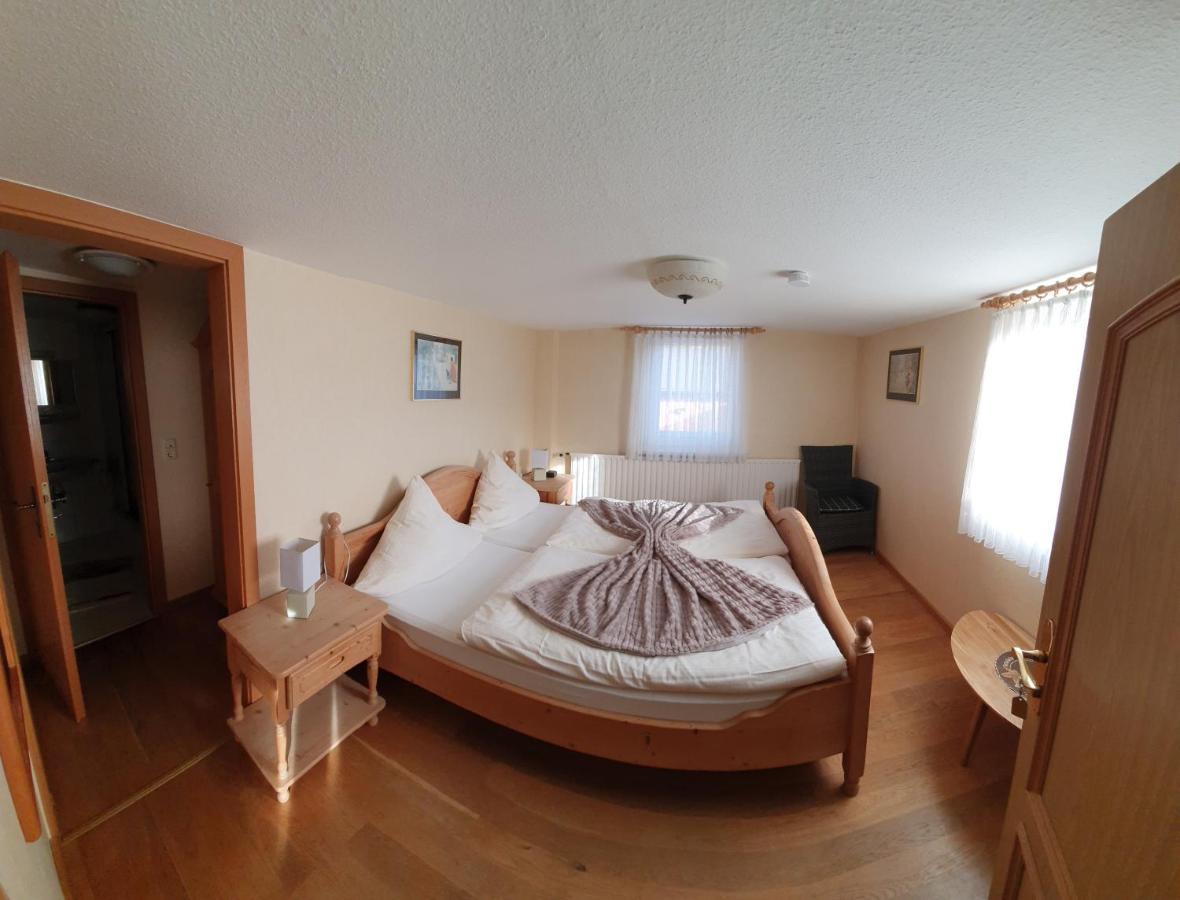 Pension Bergfrieden ชมาลเลนแบร์ก ภายนอก รูปภาพ